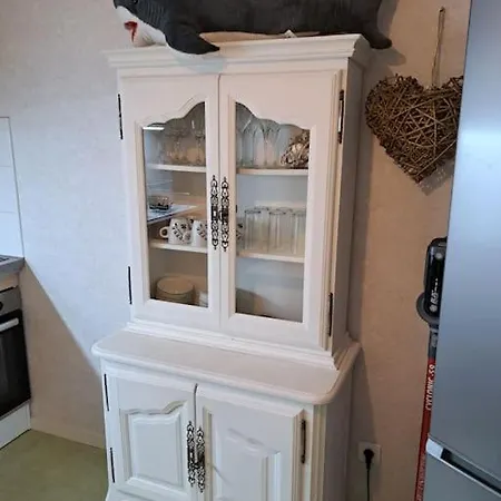 Dans Neuve - 5 Places Apartment
