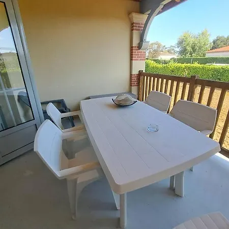 Διαμέρισμα Dans Neuve - 5 Places Nérac